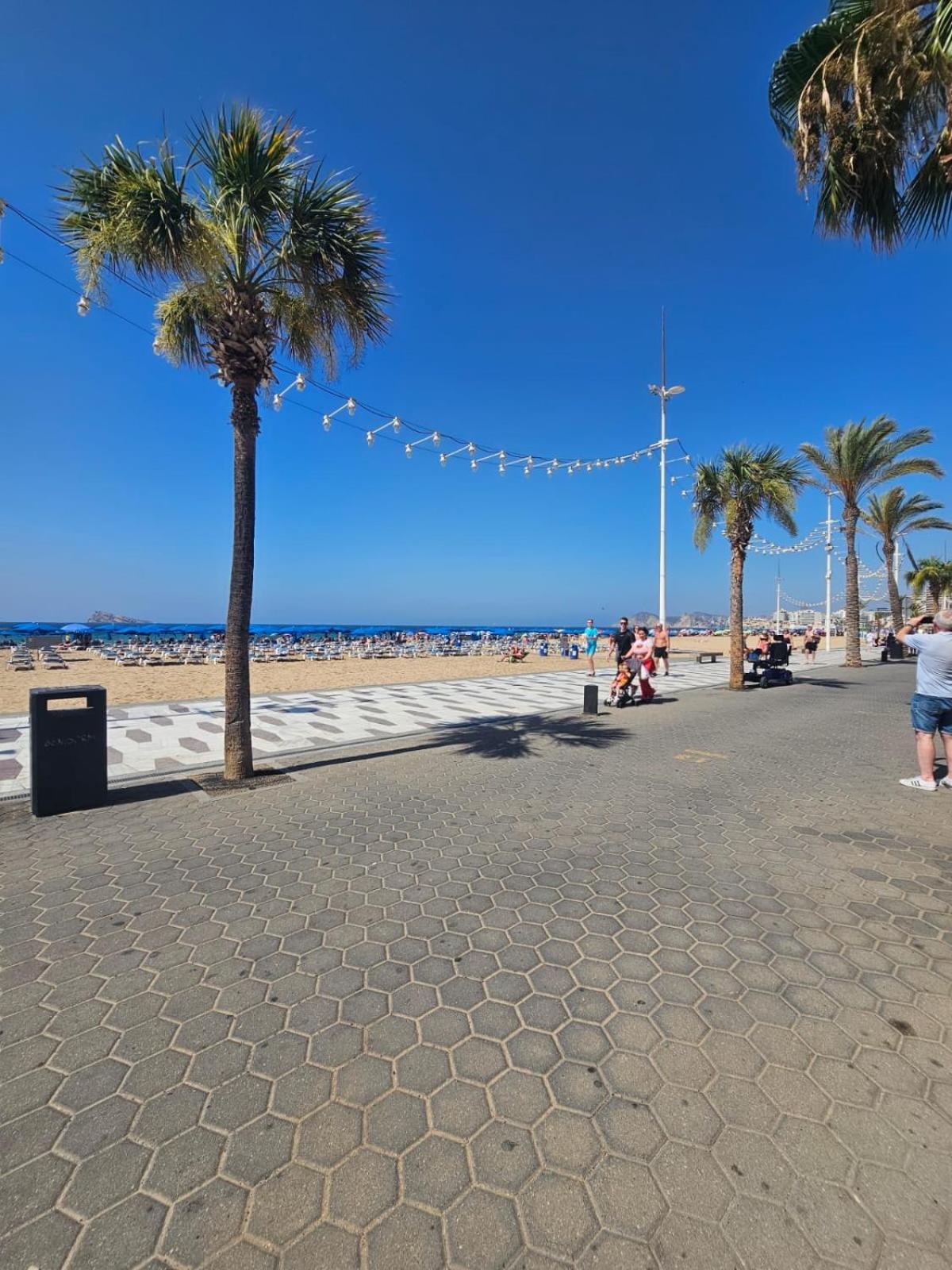 Apartament Between Sea And Party, Ranchos, Levante First Line, Terraced Apartment, Self Check-in, Free Parking *